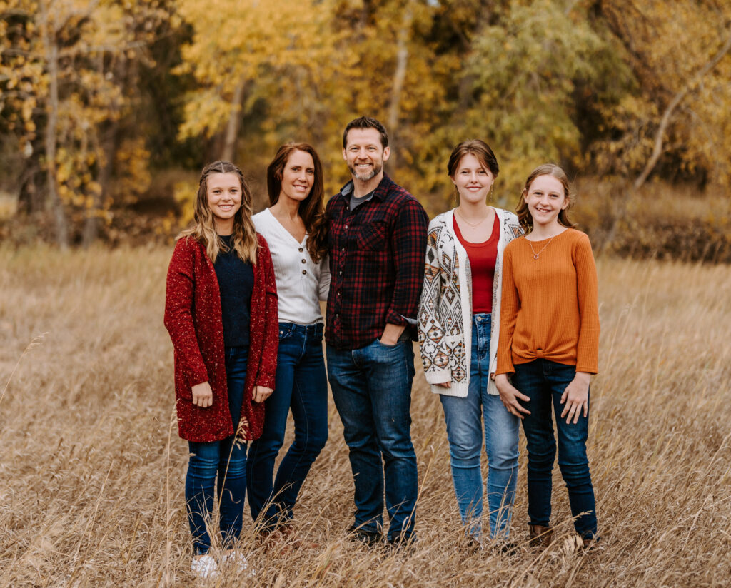 What to Wear for Your Family Photoshoot with a Fort Collins Family Photographer
