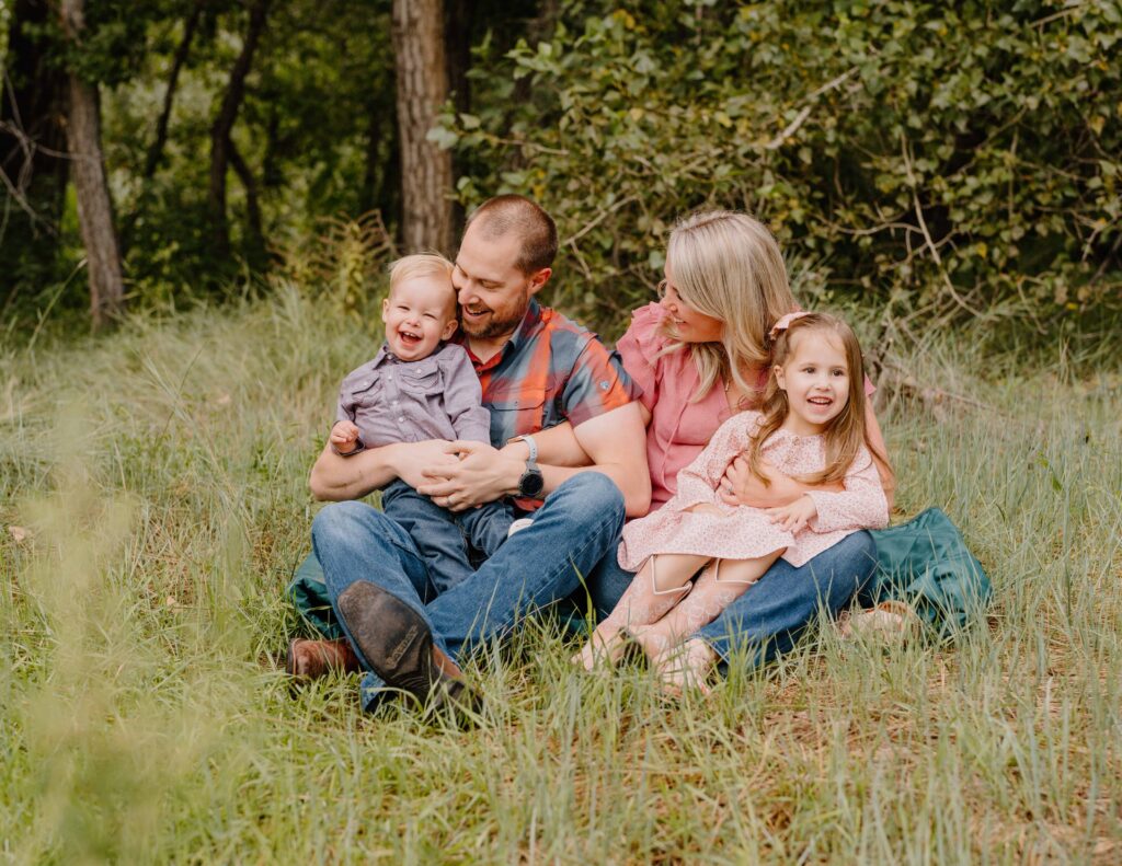 What to Wear for Your Family Photoshoot with a Fort Collins Family Photographer